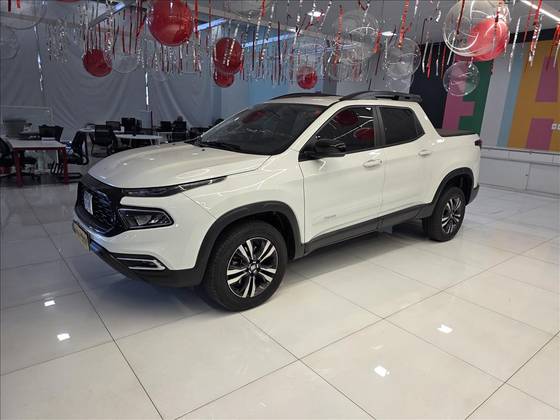 FIAT TORO 1.3 TURBO 270 FLEX FREEDOM AT6 FIAT TORO 1.3 TURBO 270 FLEX FREEDOM AT6